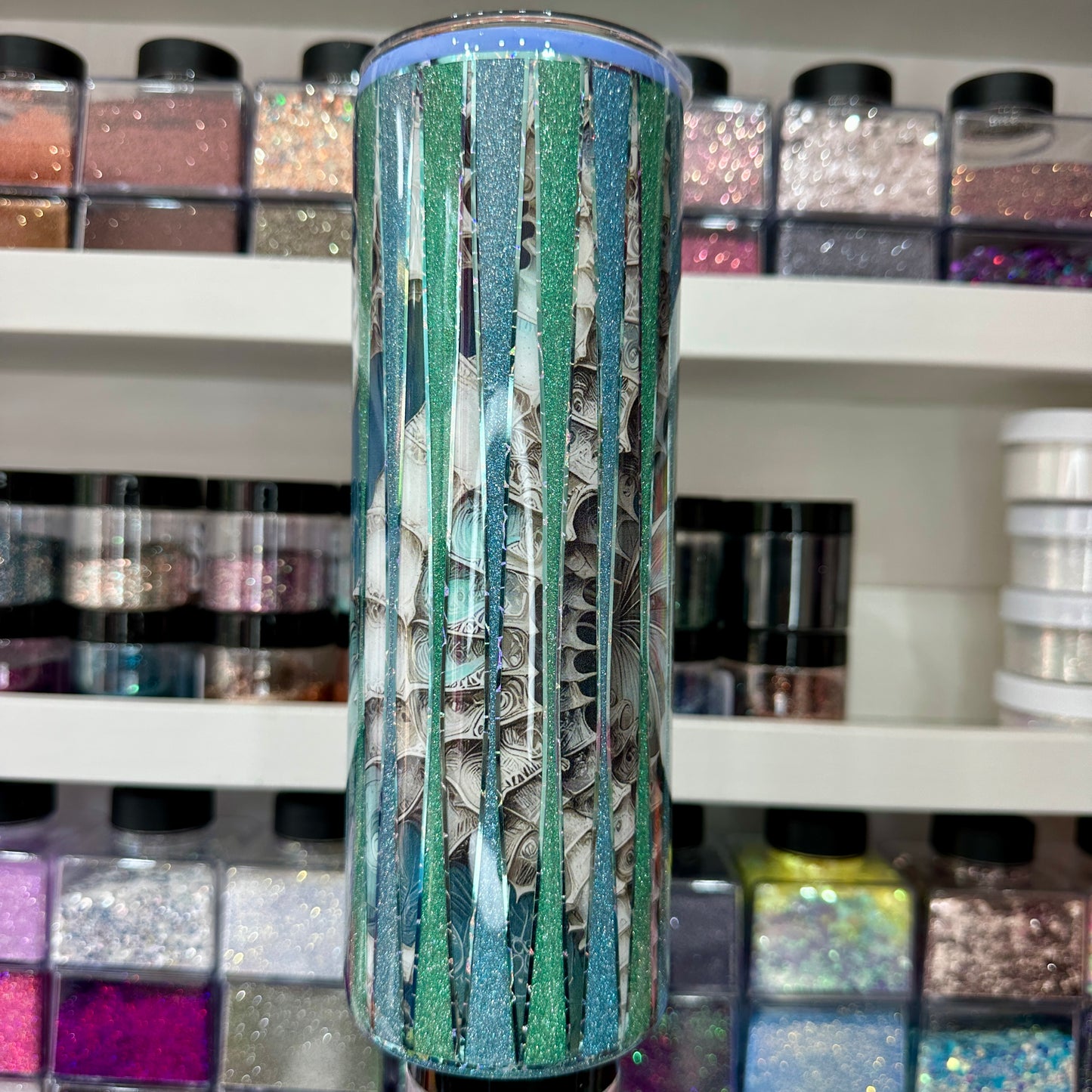 Mindbender 20oz Sea Horse